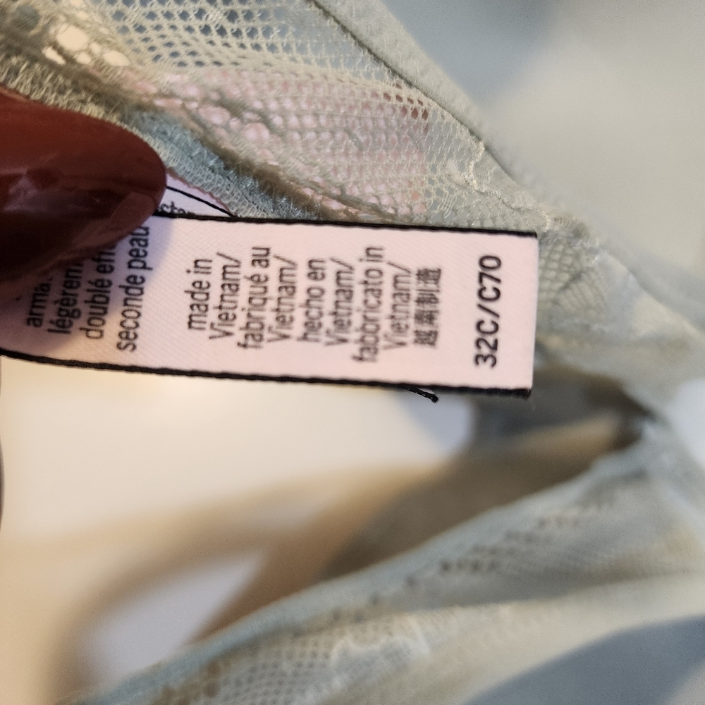Victoria's Secret Sage Green Seamless Racerback T-Shirt Bra 32C - Picture 8 of 9